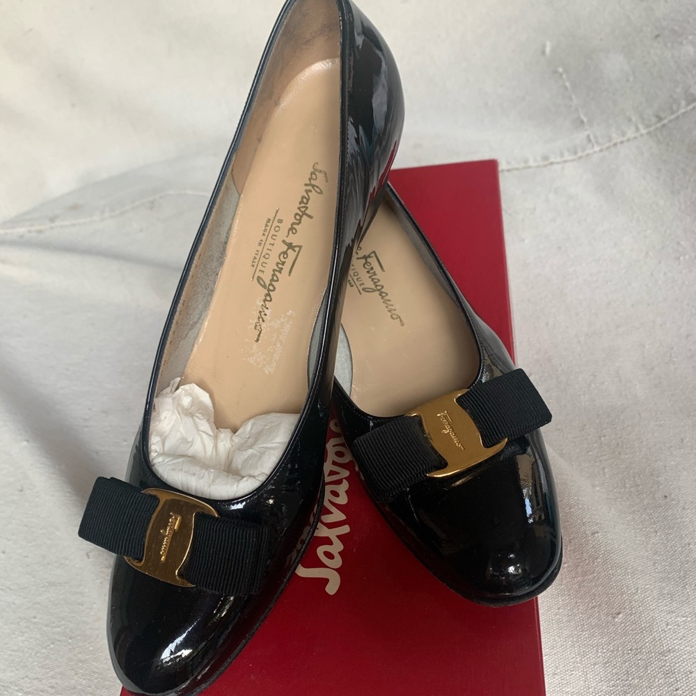 Salvatore Ferragamo Vintage Pumps